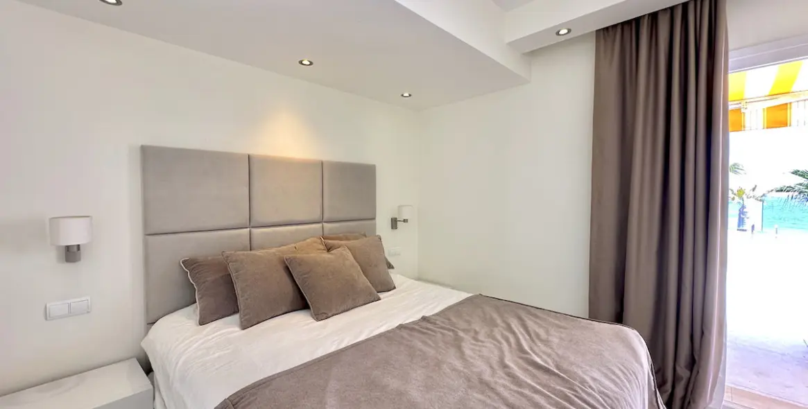 Venta de ático en Estepona 14