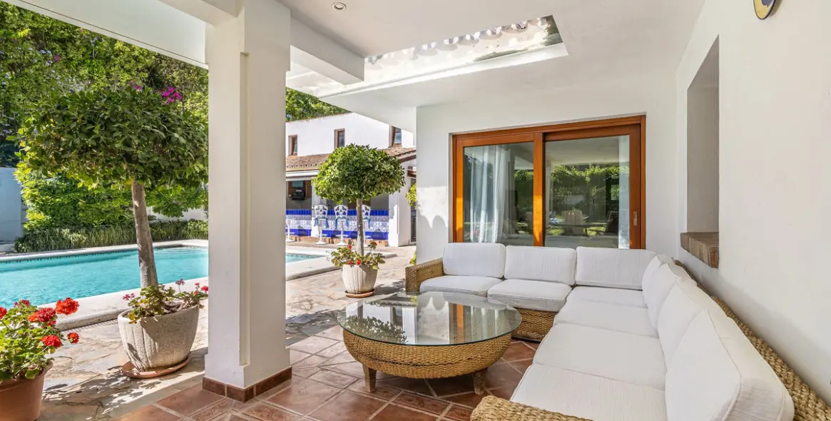 Venta de villa independiente en Cancelada 4