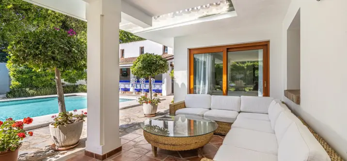 Venta de villa independiente en Cancelada 3