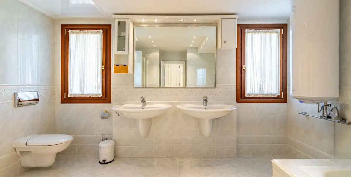 Venta de villa independiente en Cancelada 16