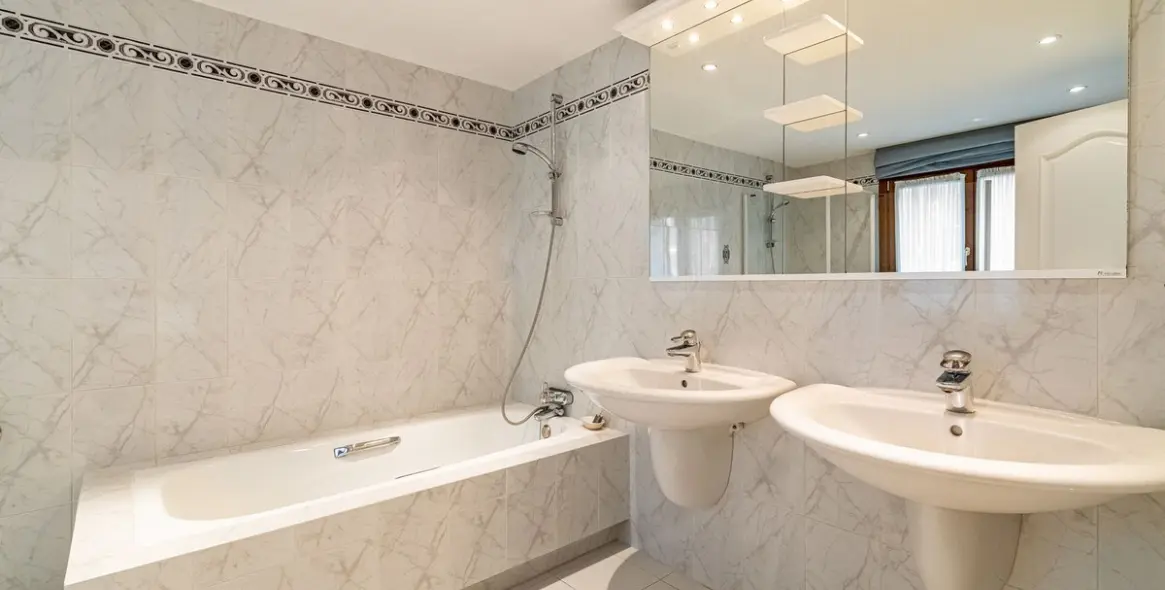 Venta de villa independiente en Cancelada 31