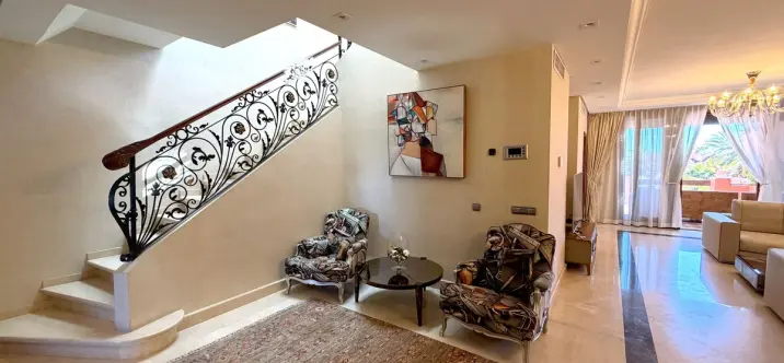 Long-term rent of penthouse duplex in Estepona 3