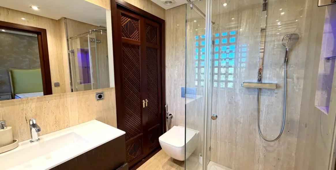 Long-term rent of penthouse duplex in Estepona 15