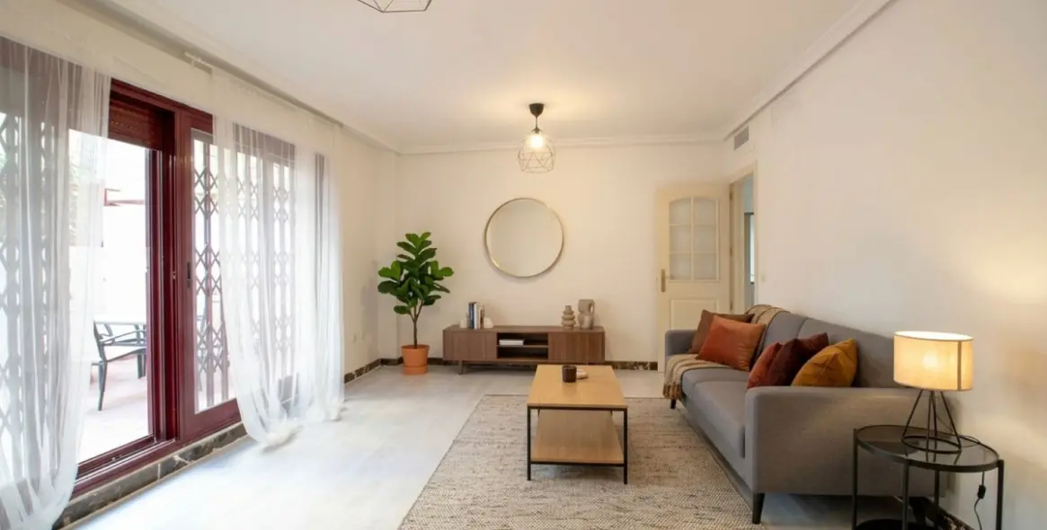 Venta de apartamento en planta baja en Benalmadena 2