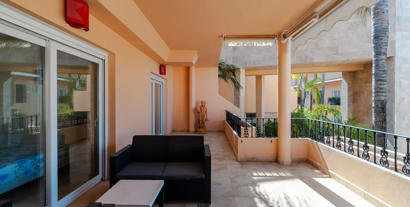 Venta de apartamento en planta baja en Nueva Andalucía 24