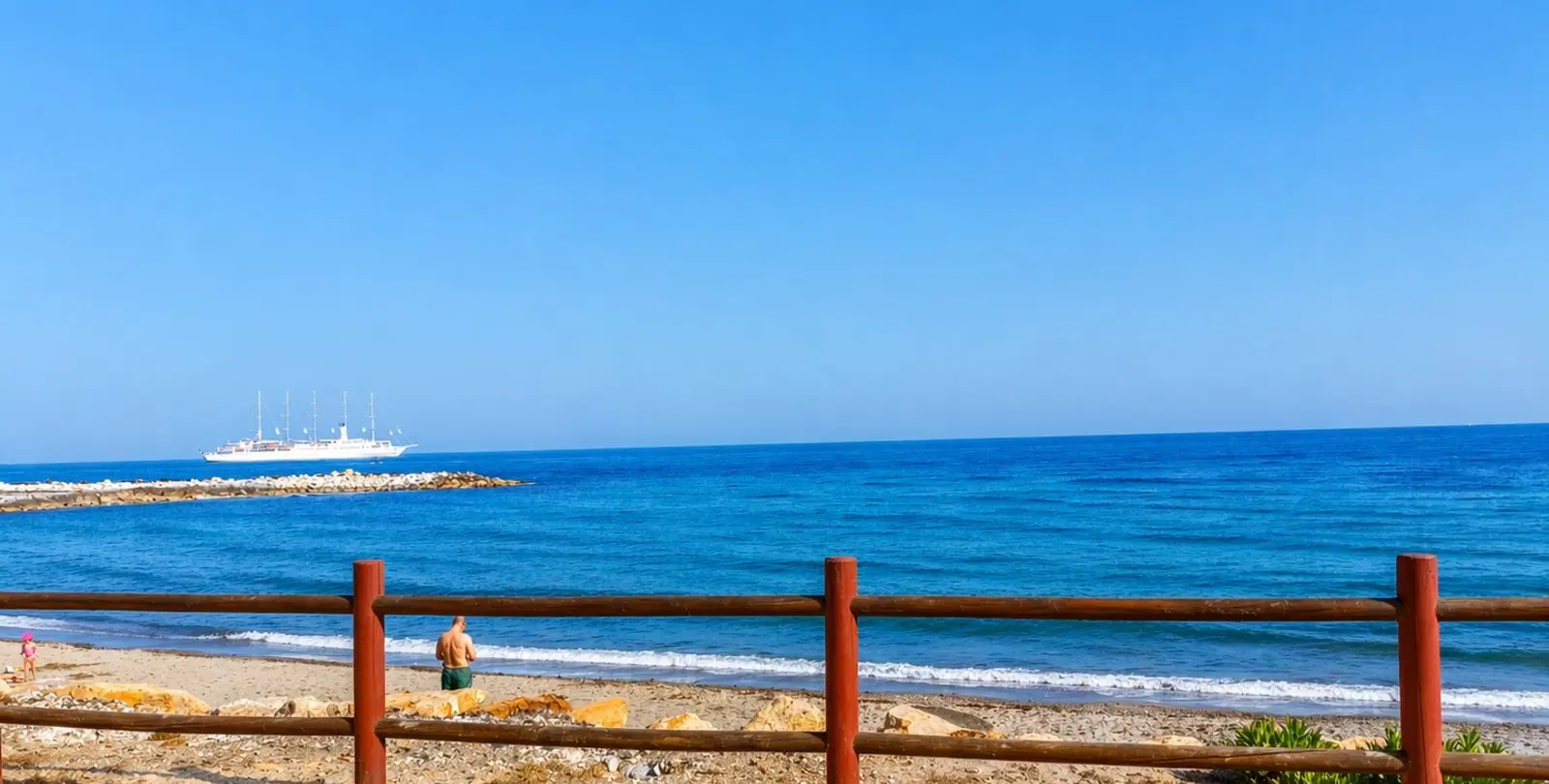 Venta de apartamento en planta media en Marbella 8