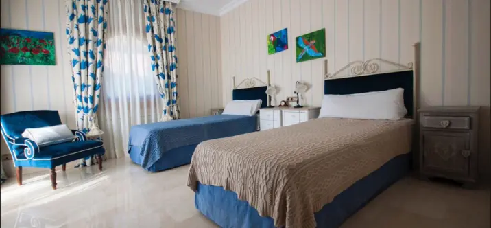 Venta de villa independiente en Sierra Blanca 2