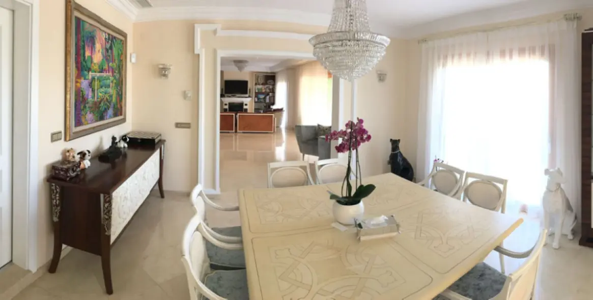 Venta de villa independiente en Sierra Blanca 14