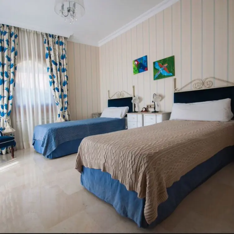 Sale of detached villa in Sierra Blanca