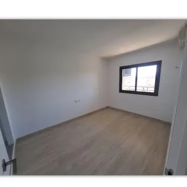 Продажа апартаментов на среднем этаже в Fuengirola