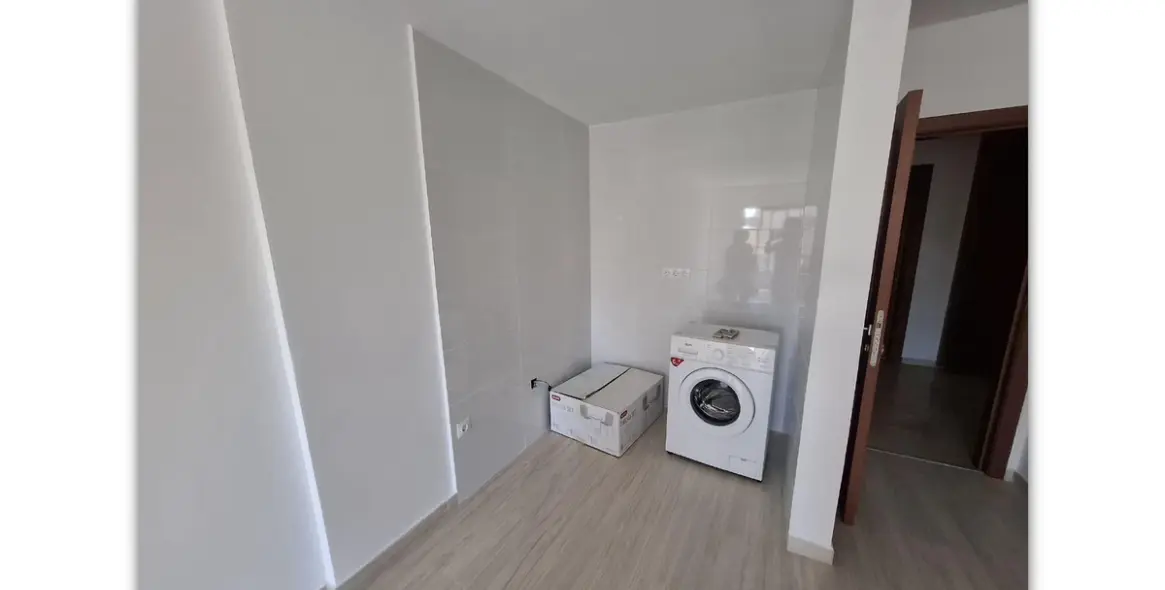 Sale of middle floor apartment in Fuengirola 8