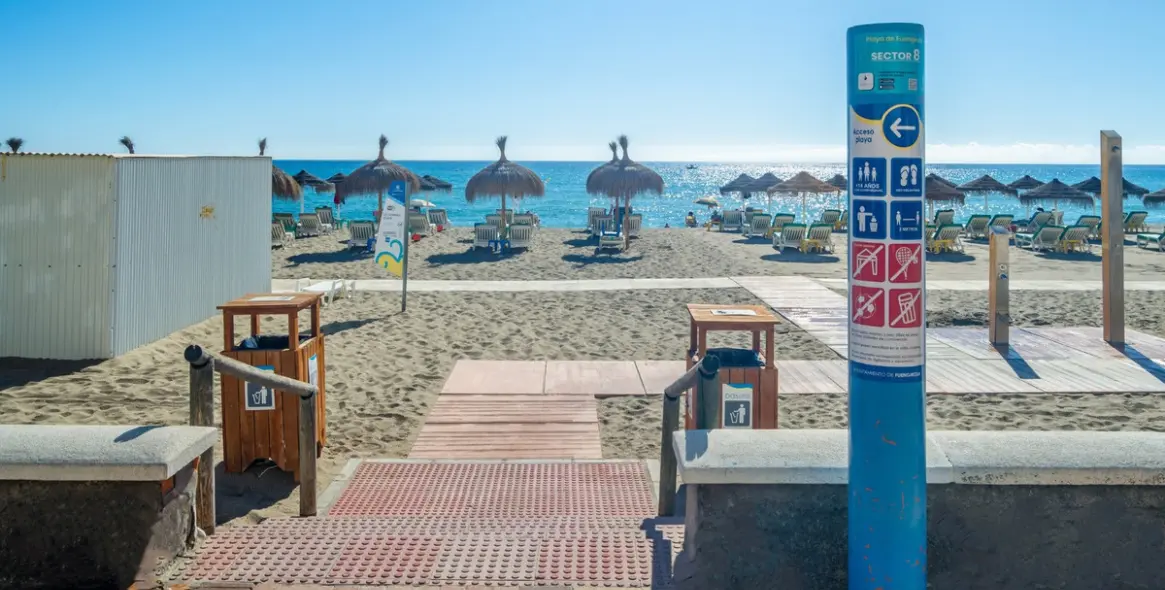 Sale of middle floor apartment in Fuengirola 15