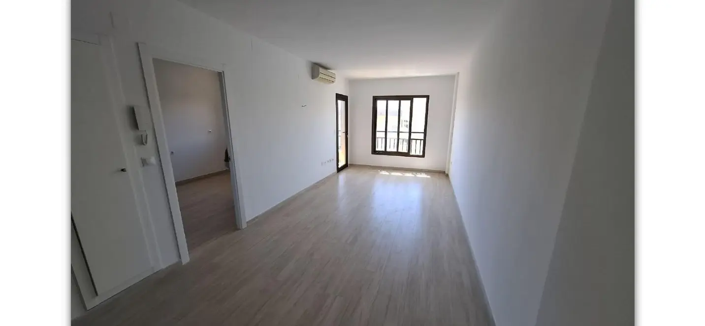 Venta de apartamento en planta media en Fuengirola 4