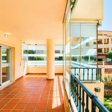 Продажа апартаментов на среднем этаже в Fuengirola