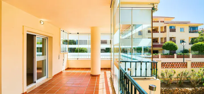 Продажа апартаментов на среднем этаже в Fuengirola 1