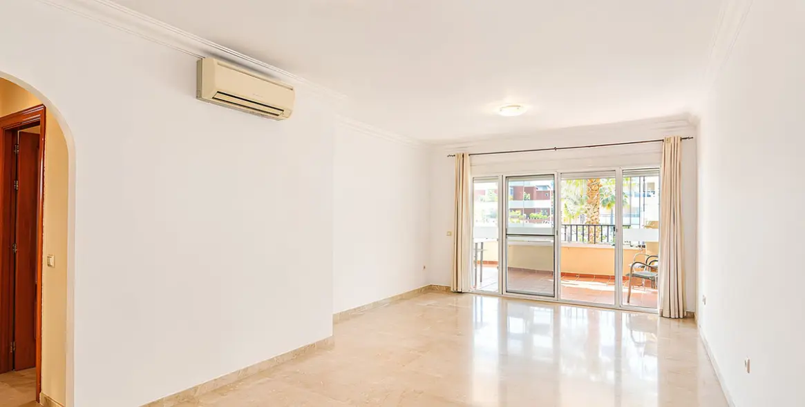 Продажа апартаментов на среднем этаже в Fuengirola 11