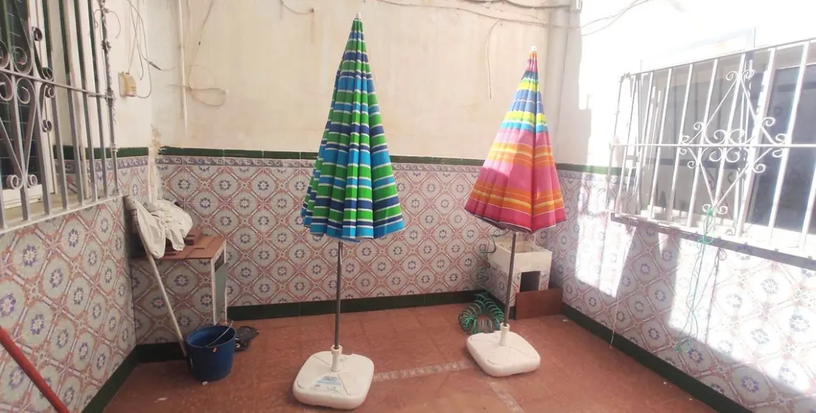 Sale of townhouse in Capuchinos 9