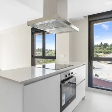 Sale of middle floor apartment in La Cala de Mijas