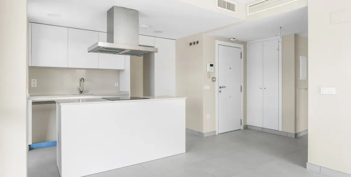 Sale of middle floor apartment in La Cala de Mijas 8