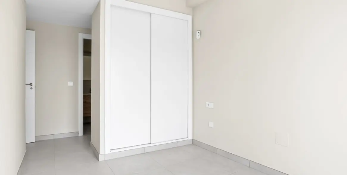Sale of middle floor apartment in La Cala de Mijas 14