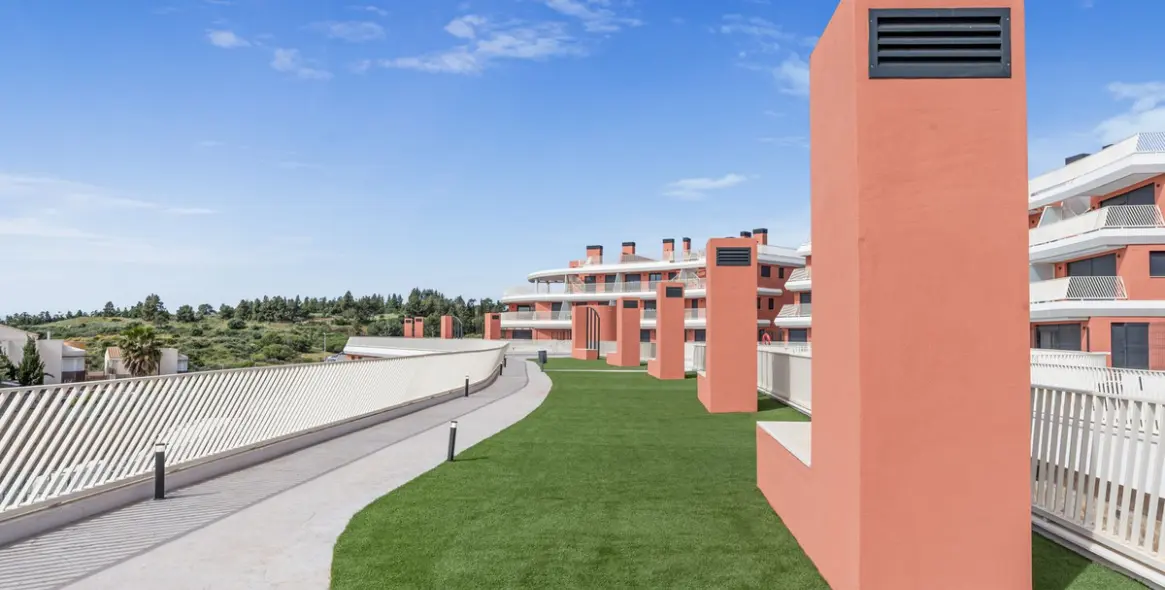 Sale of middle floor apartment in La Cala de Mijas 18