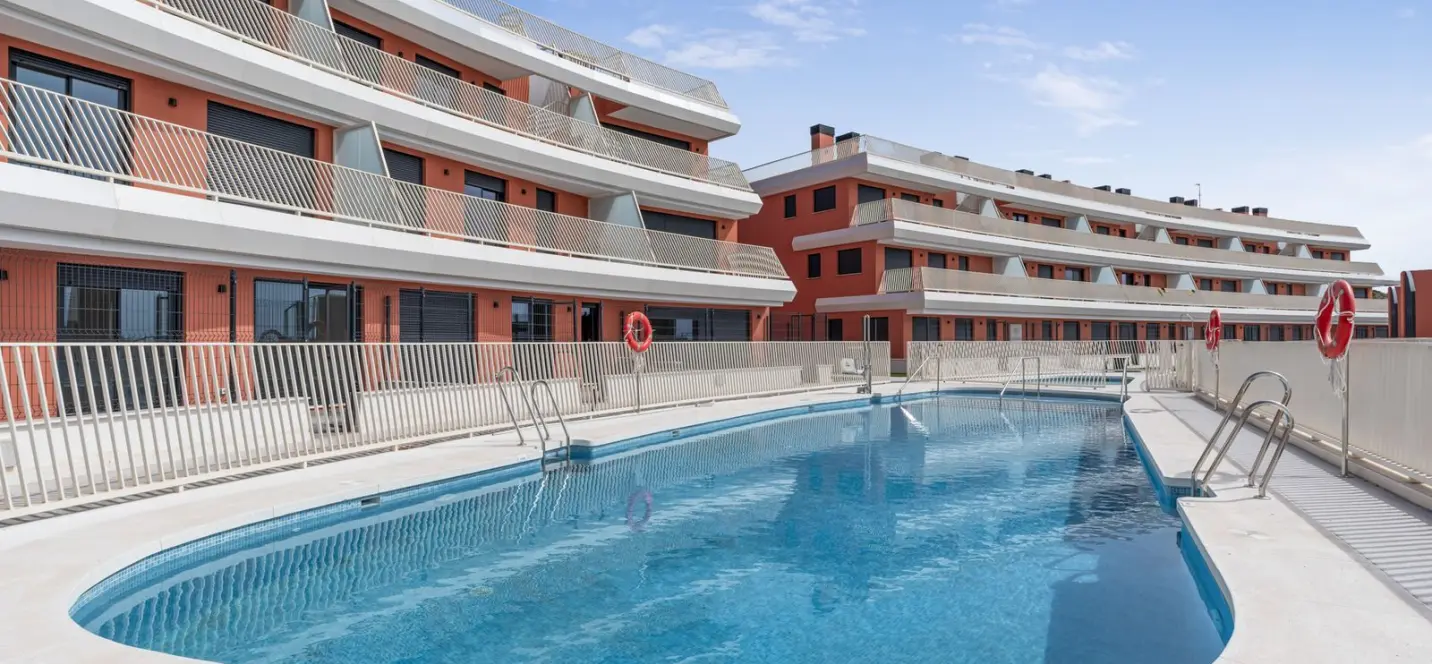 Sale of middle floor apartment in La Cala de Mijas 0