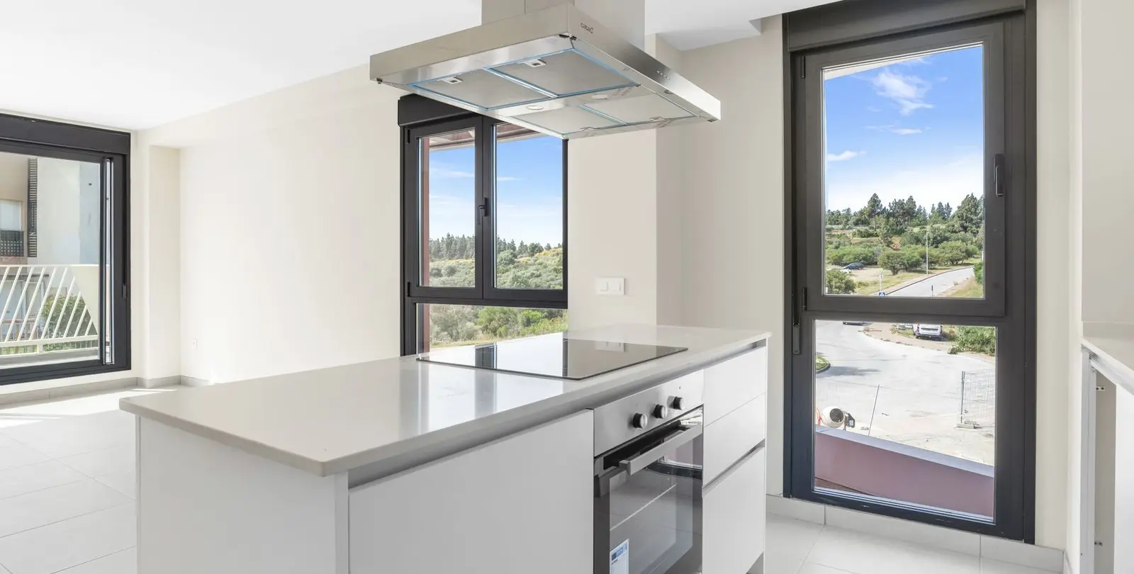 Sale of middle floor apartment in La Cala de Mijas 6
