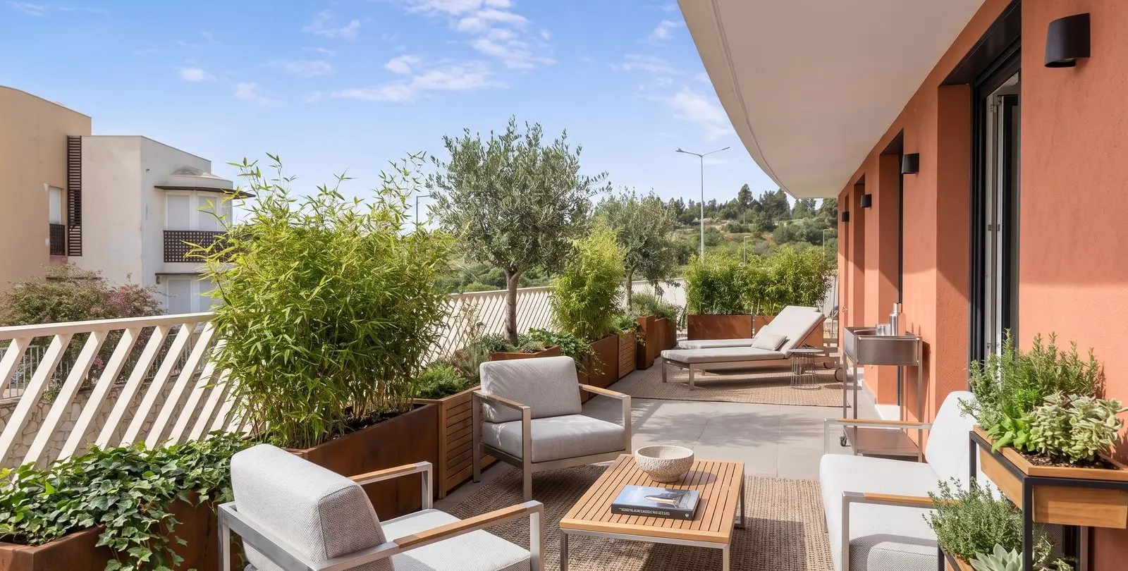Sale of middle floor apartment in La Cala de Mijas 21