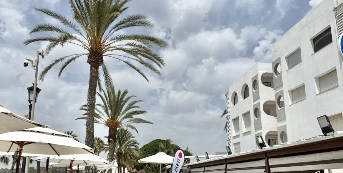 Продажа апартаментов на среднем этаже в San Pedro de Alcántara 1