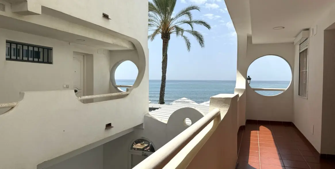 Продажа апартаментов на среднем этаже в San Pedro de Alcántara 2