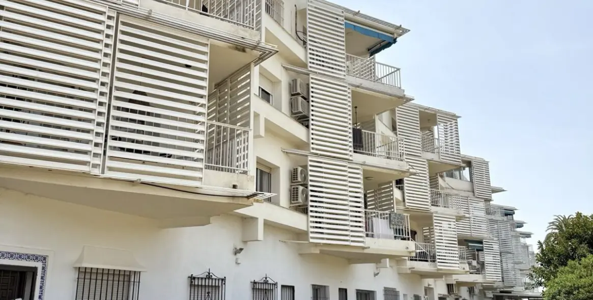 Продажа апартаментов на среднем этаже в San Pedro de Alcántara 3