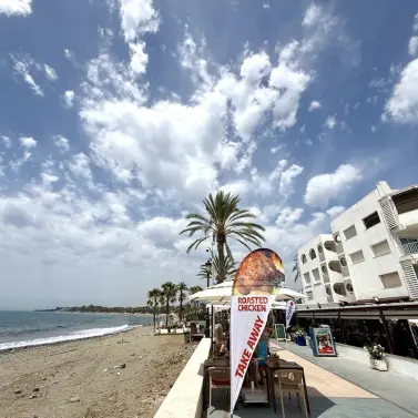 Продажа апартаментов на среднем этаже в San Pedro de Alcántara