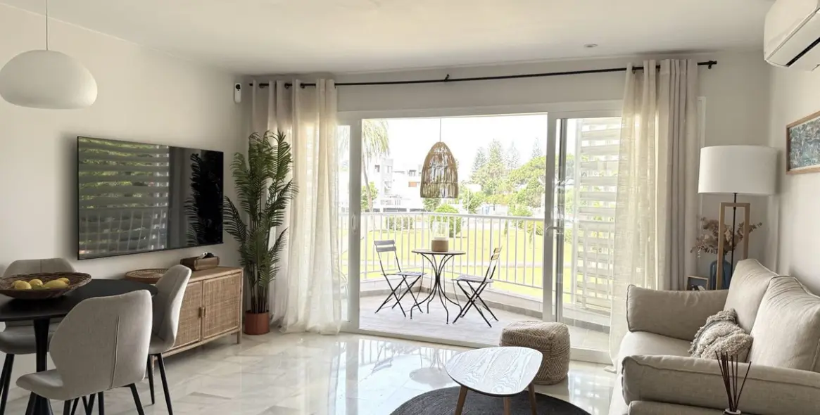 Продажа апартаментов на среднем этаже в San Pedro de Alcántara 17