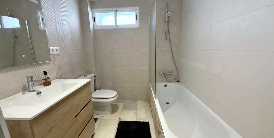 Продажа апартаментов на среднем этаже в San Pedro de Alcántara 22