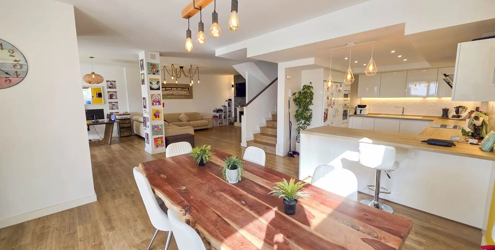 Sale of semi-detached house in Casares Playa 3