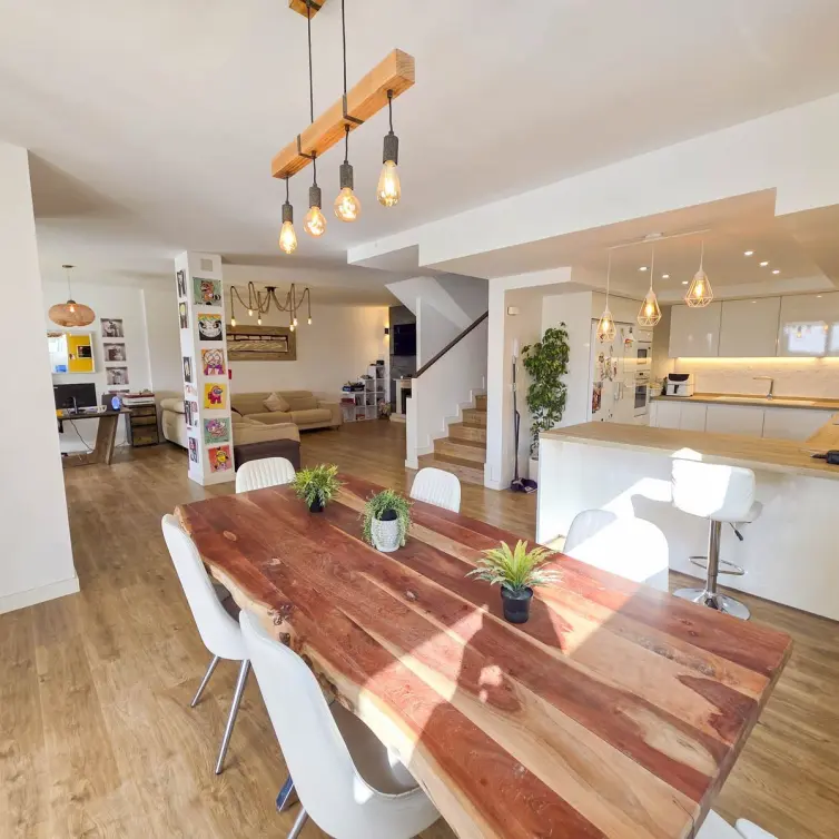 Sale of semi-detached house in Casares Playa
