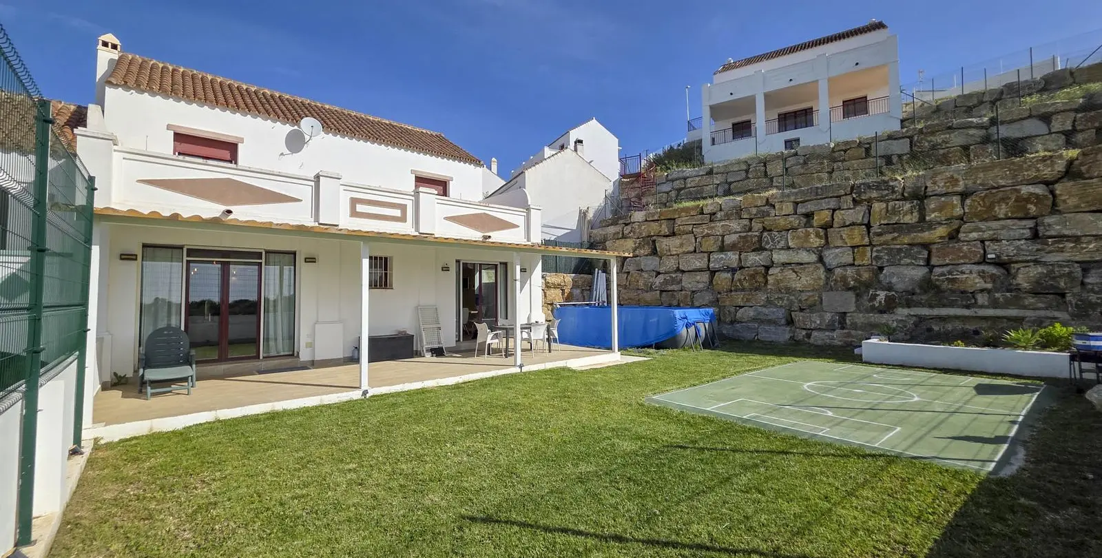 Sale of semi-detached house in Casares Playa 4
