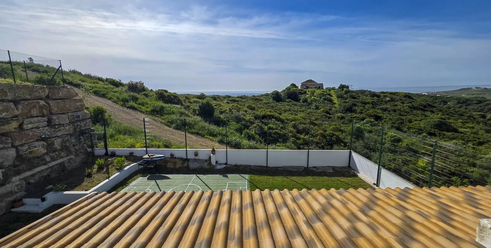 Sale of semi-detached house in Casares Playa 25