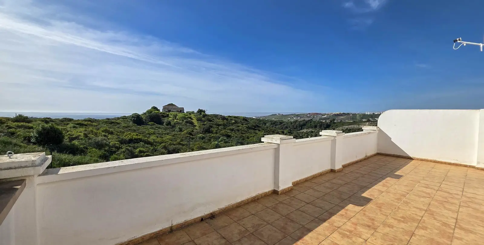 Sale of semi-detached house in Casares Playa 26