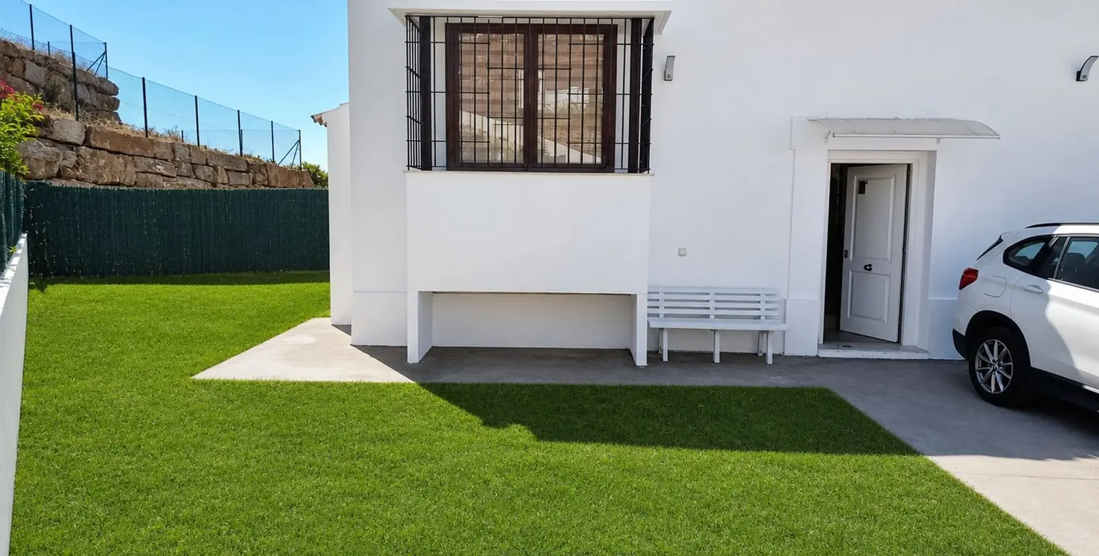 Sale of semi-detached house in Casares Playa 31