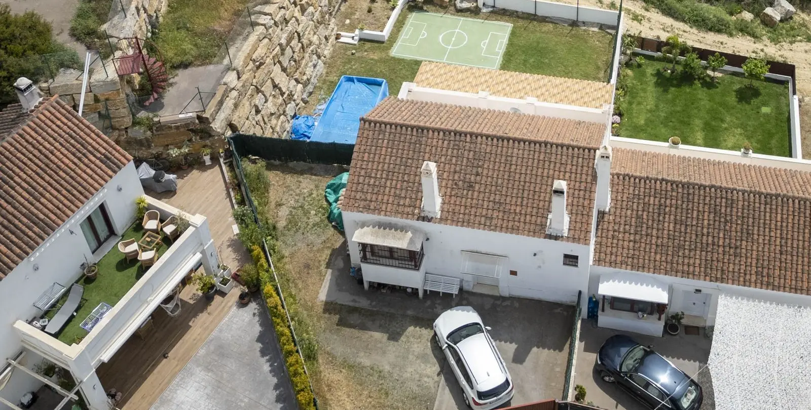 Sale of semi-detached house in Casares Playa 33