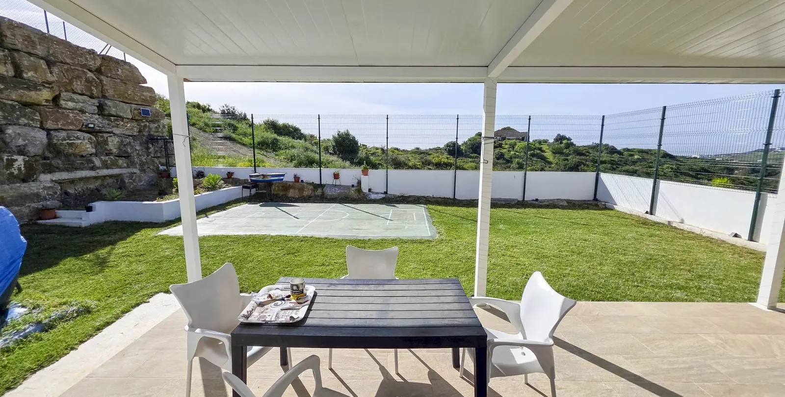 Sale of semi-detached house in Casares Playa 37