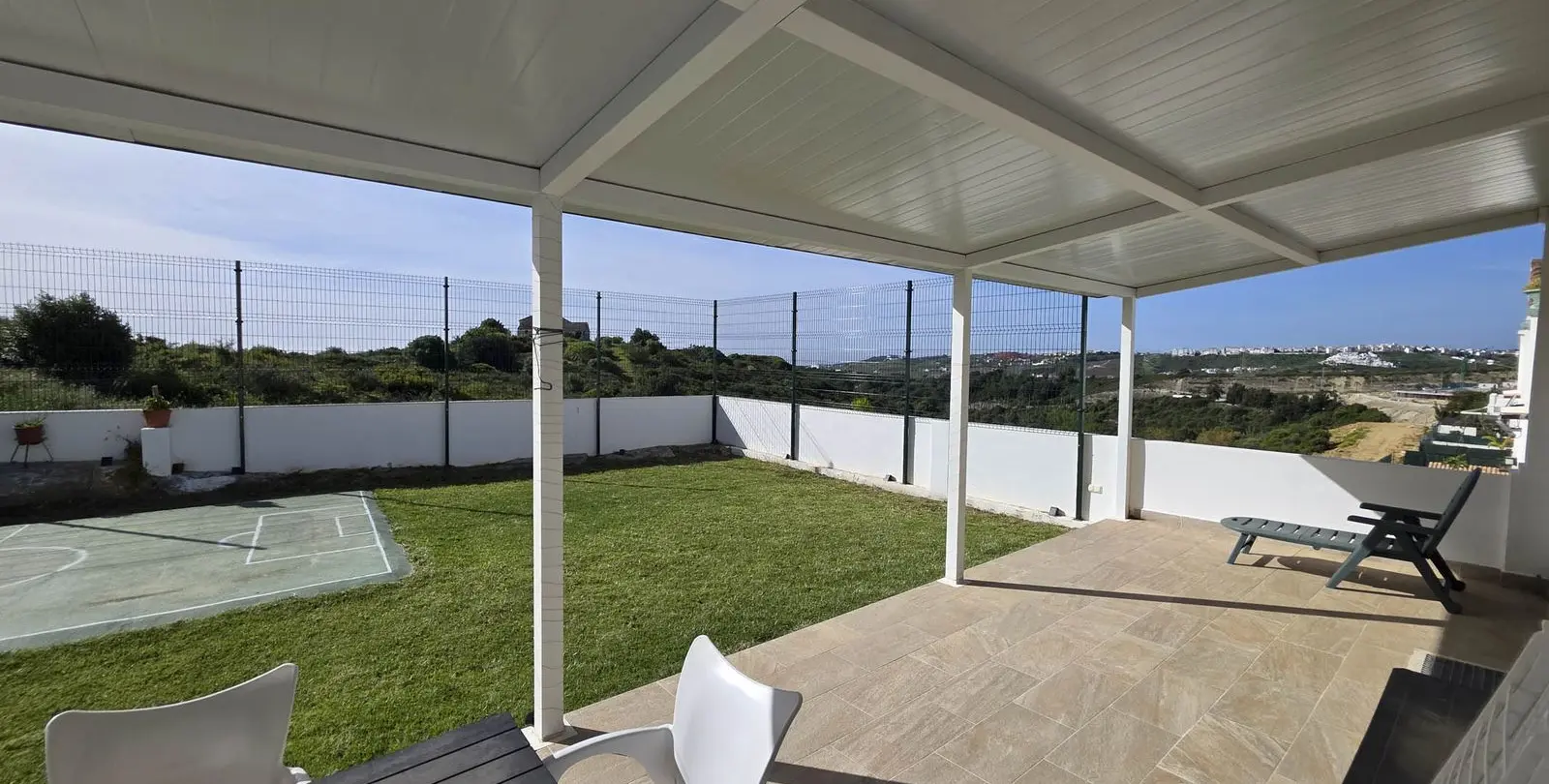 Sale of semi-detached house in Casares Playa 38