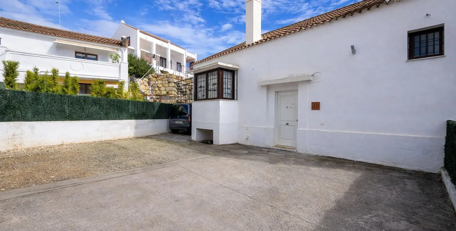 Sale of semi-detached house in Casares Playa 40