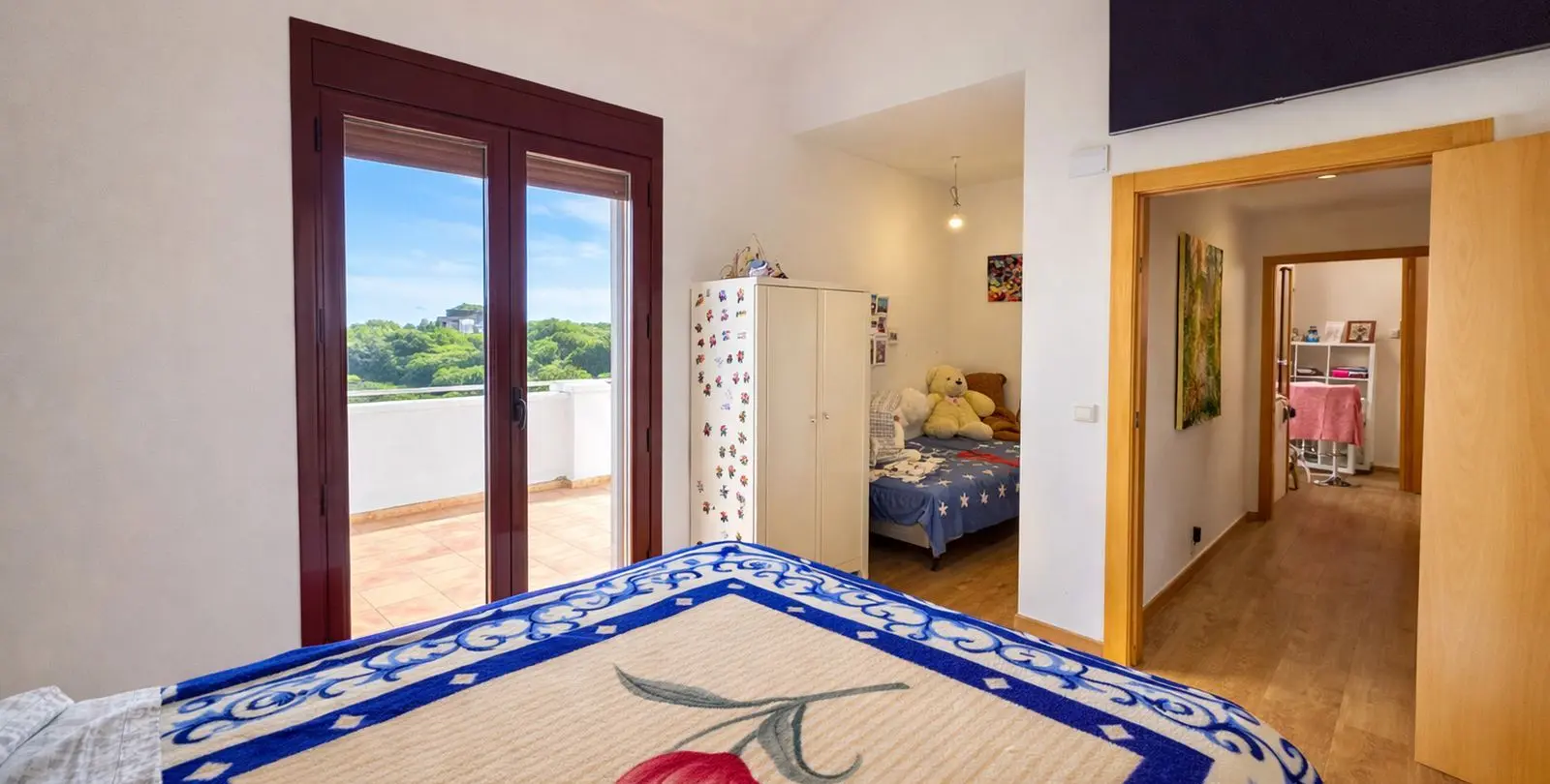 Sale of semi-detached house in Casares Playa 55