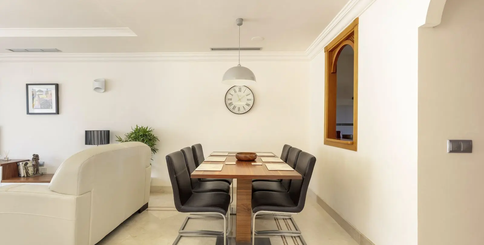 Venta de apartamento en planta media en Nueva Andalucía 5