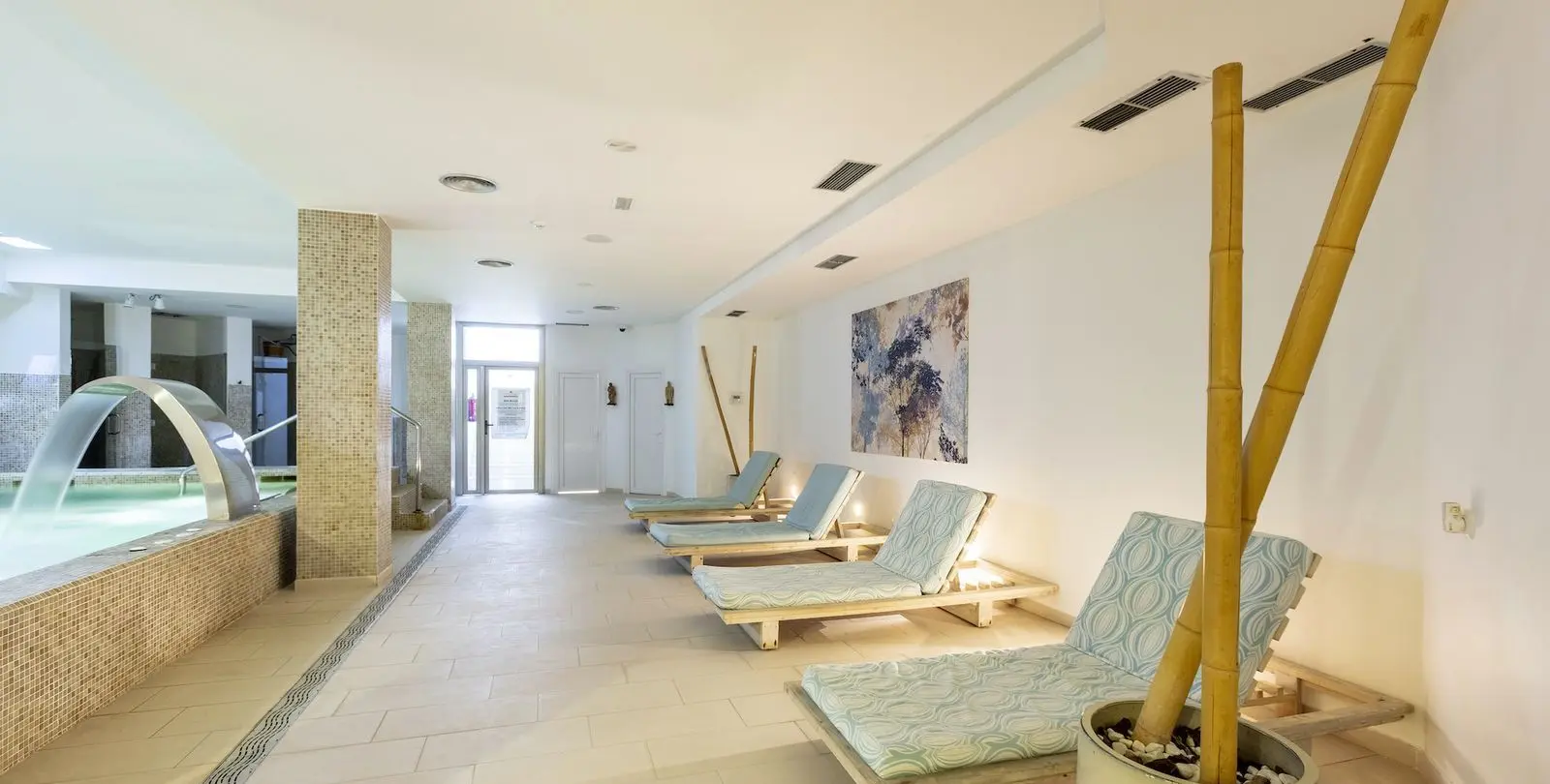 Venta de apartamento en planta media en Nueva Andalucía 24