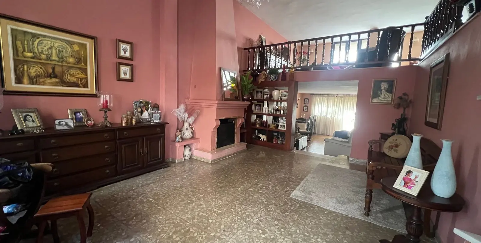 Продажа дома на две семьи в Estepona 1