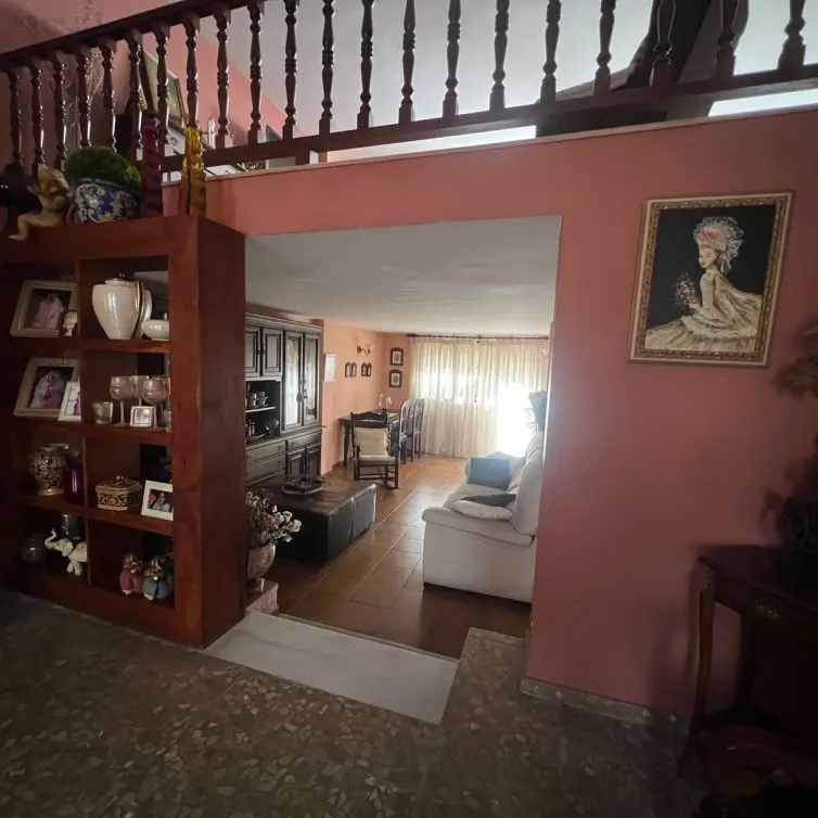 Продажа дома на две семьи в Estepona