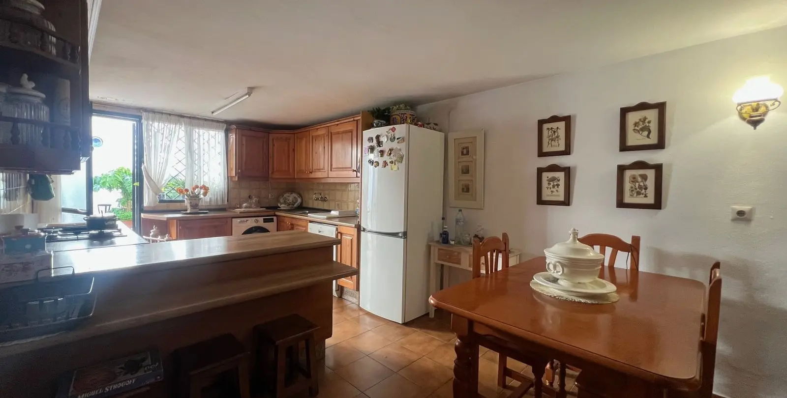 Продажа дома на две семьи в Estepona 13